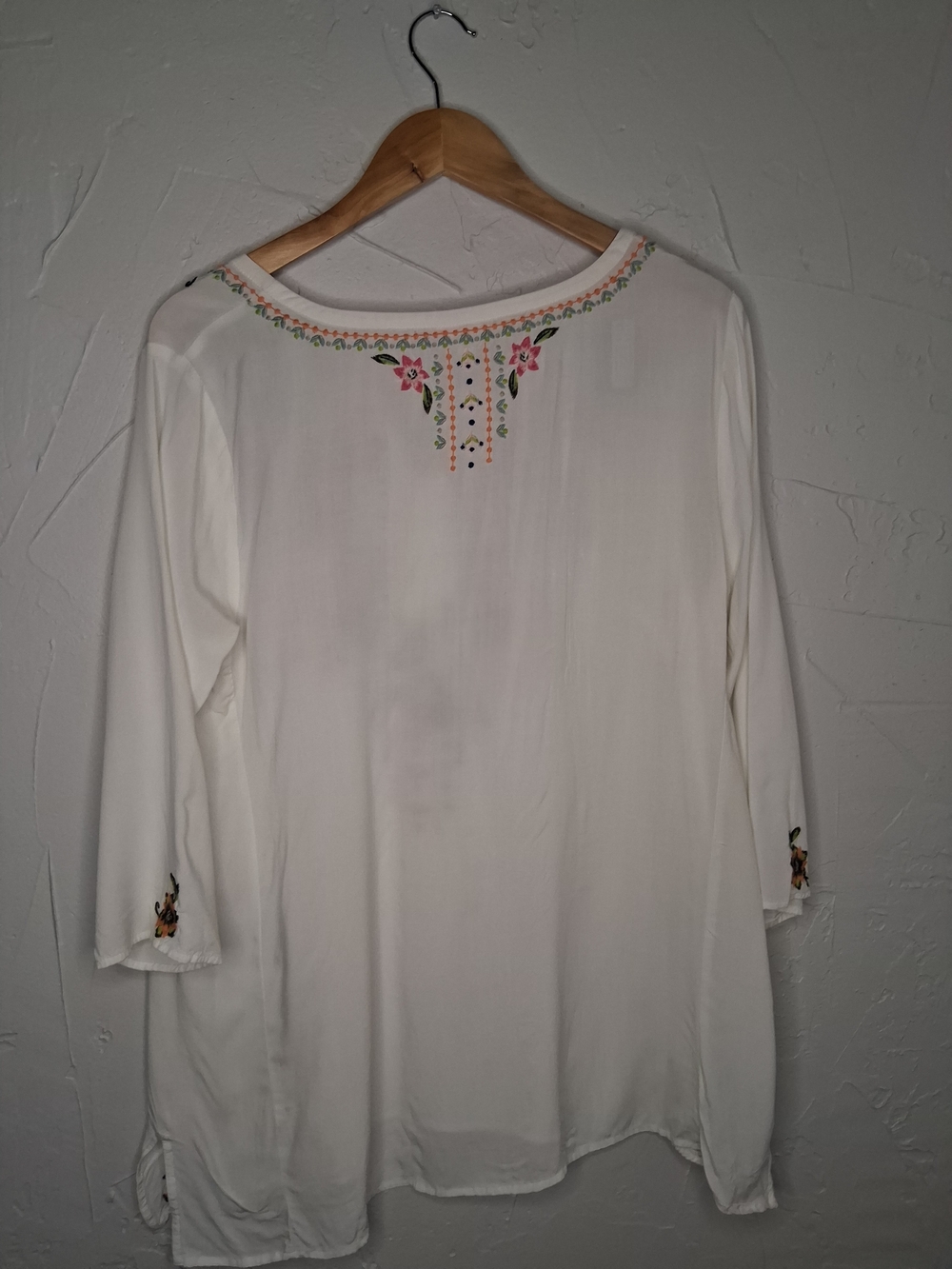 J. Jill Petite Large White Embroidered Boho Peasant Tunic Top Floral 3/4 Sleeve - Picture 8 of 8